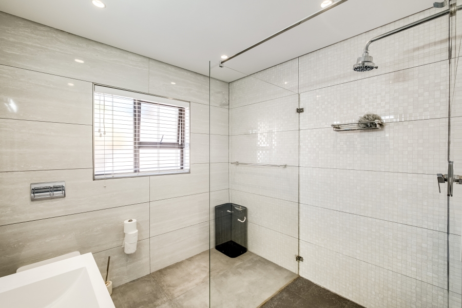 5 Bedroom Property for Sale in Valmary Park Western Cape